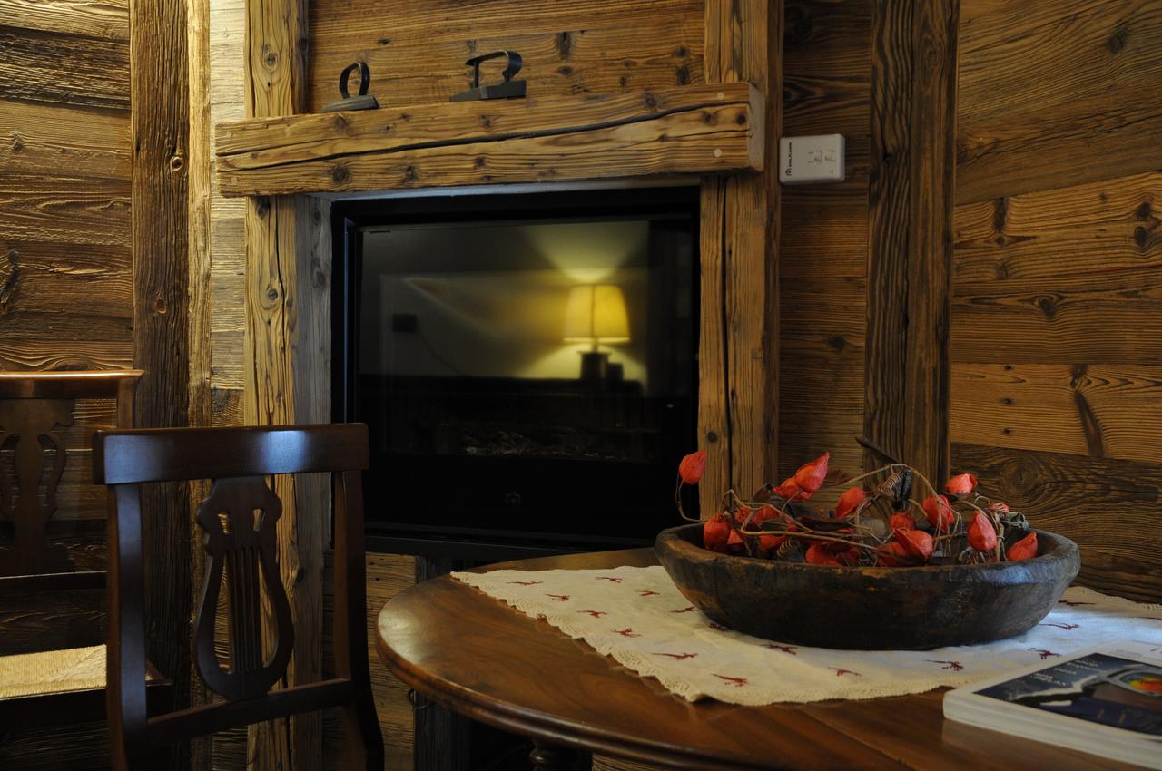 Hotel L'Abri des Amis à Courmayeur Extérieur photo